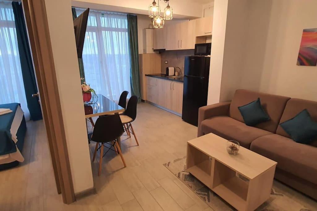 Alezzy Beach Apartament Prima Linie La Mare Năvodari Esterno foto